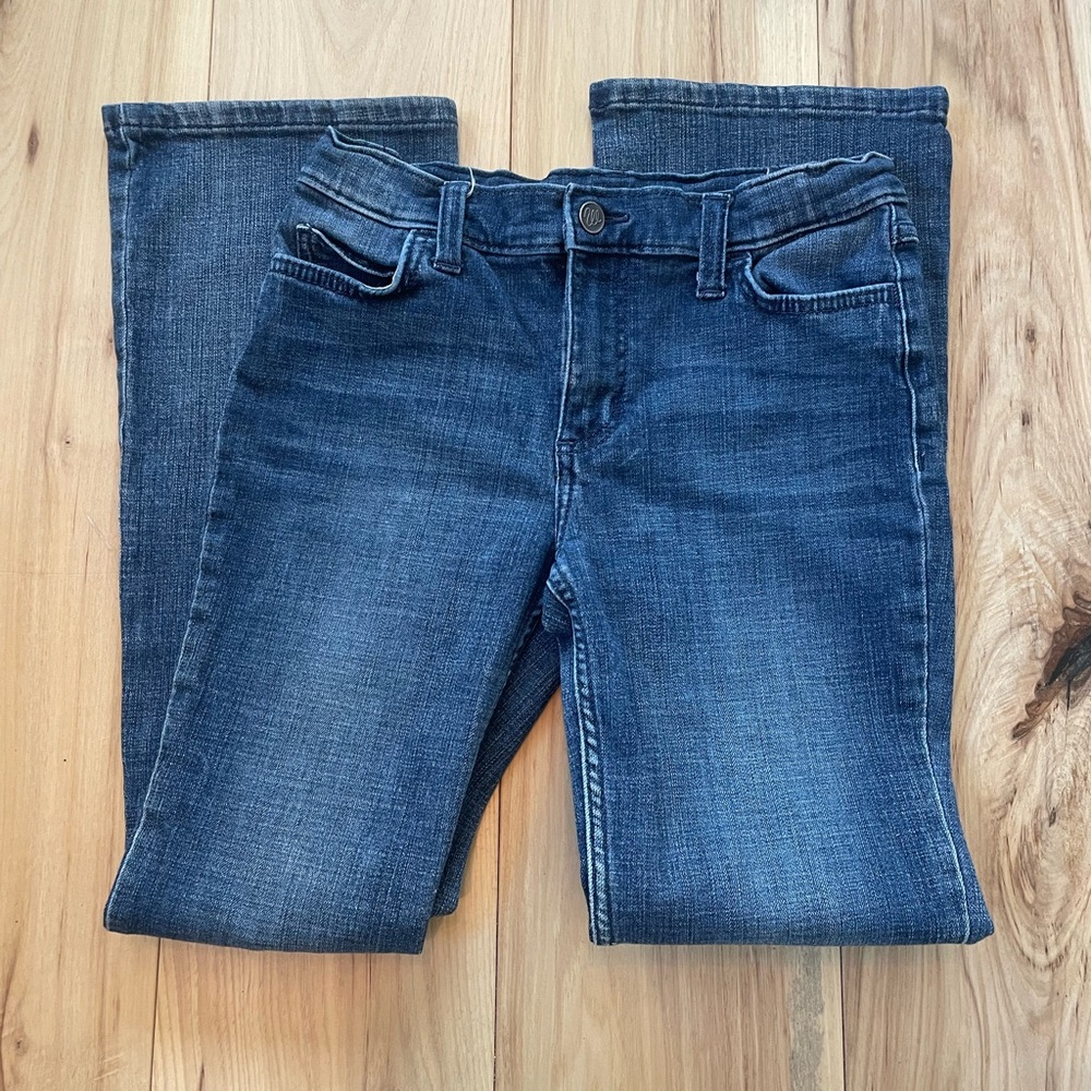 Wrangler girls kids bootcut regular jeans.
Barely worn.
Perfect condition. - Picture 2 of 3